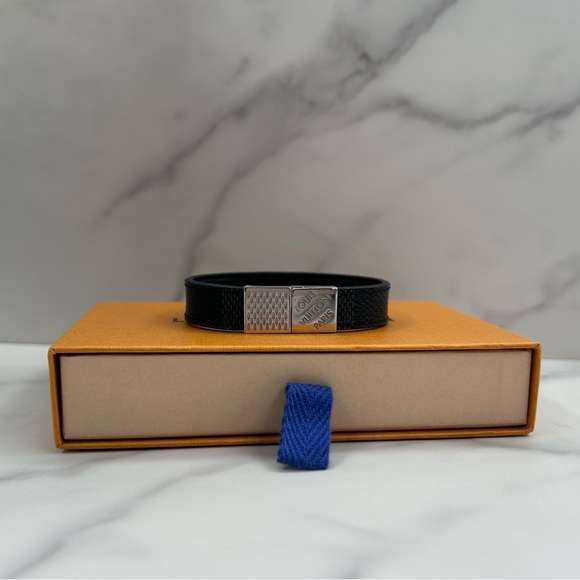 🔥Louis Vuitton•Damier Infini Reversible Bracelet - Picture 1 of 7